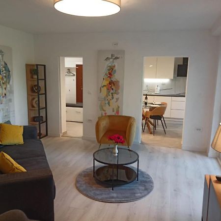 Ferienwohnung Parkside Oasis Split Exterior foto