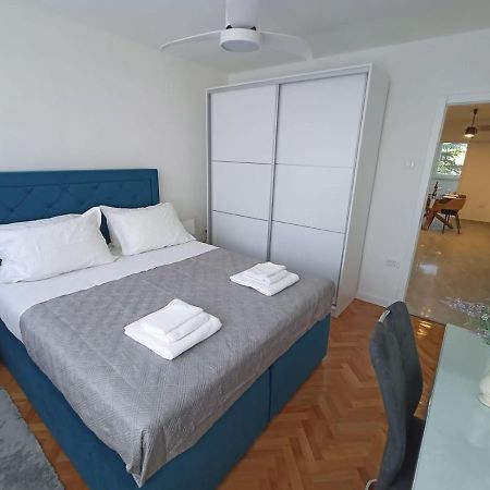 Ferienwohnung Parkside Oasis Split Exterior foto